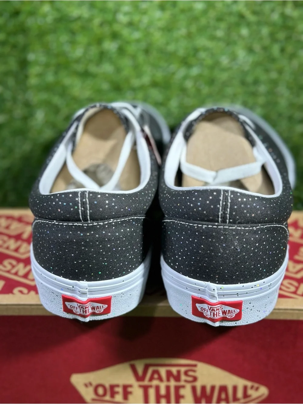 Vans Era Confetti, Black/ Silver Glitter/ White, Men’s 10, VN0A4U392NA